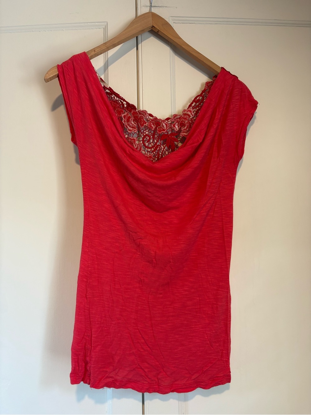 Day Trip Red Floral Lace Back Detailed Top